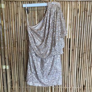 Jessica Simpson one-shoulder lined gold cocktail dress